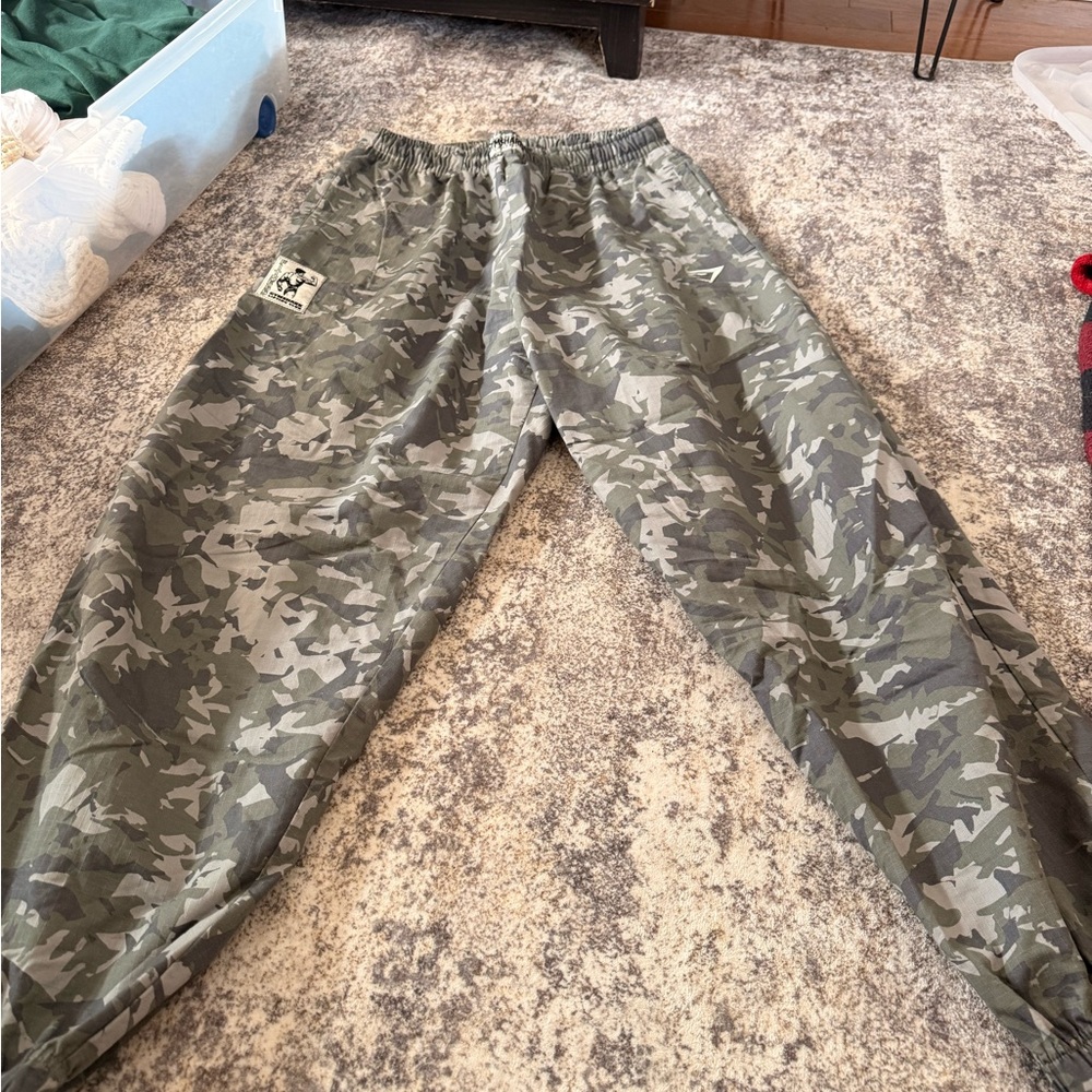 Gymshark Camouflage Joggers - Green and Gray